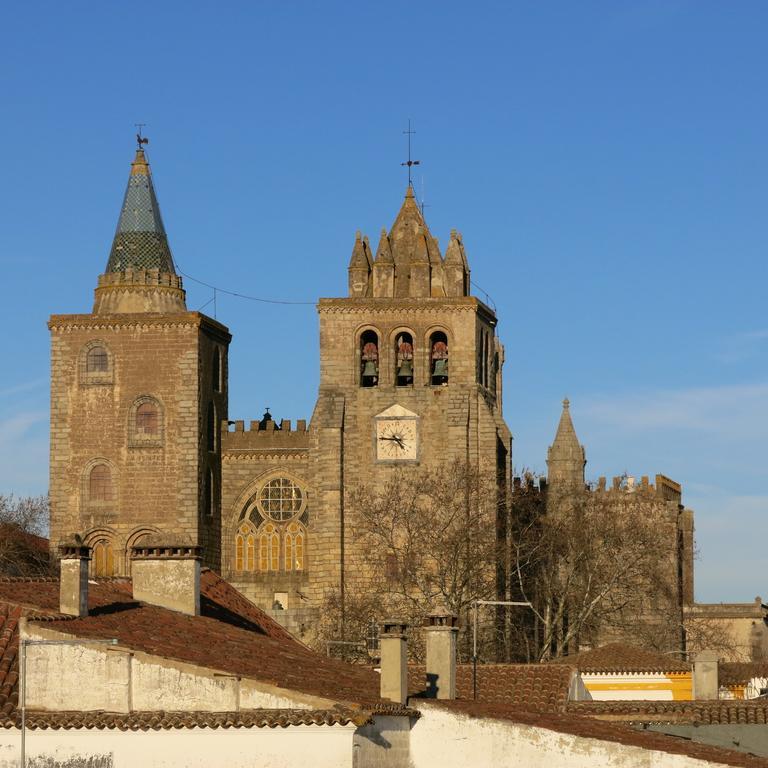 Evora Inn Casa de hóspedes 4*