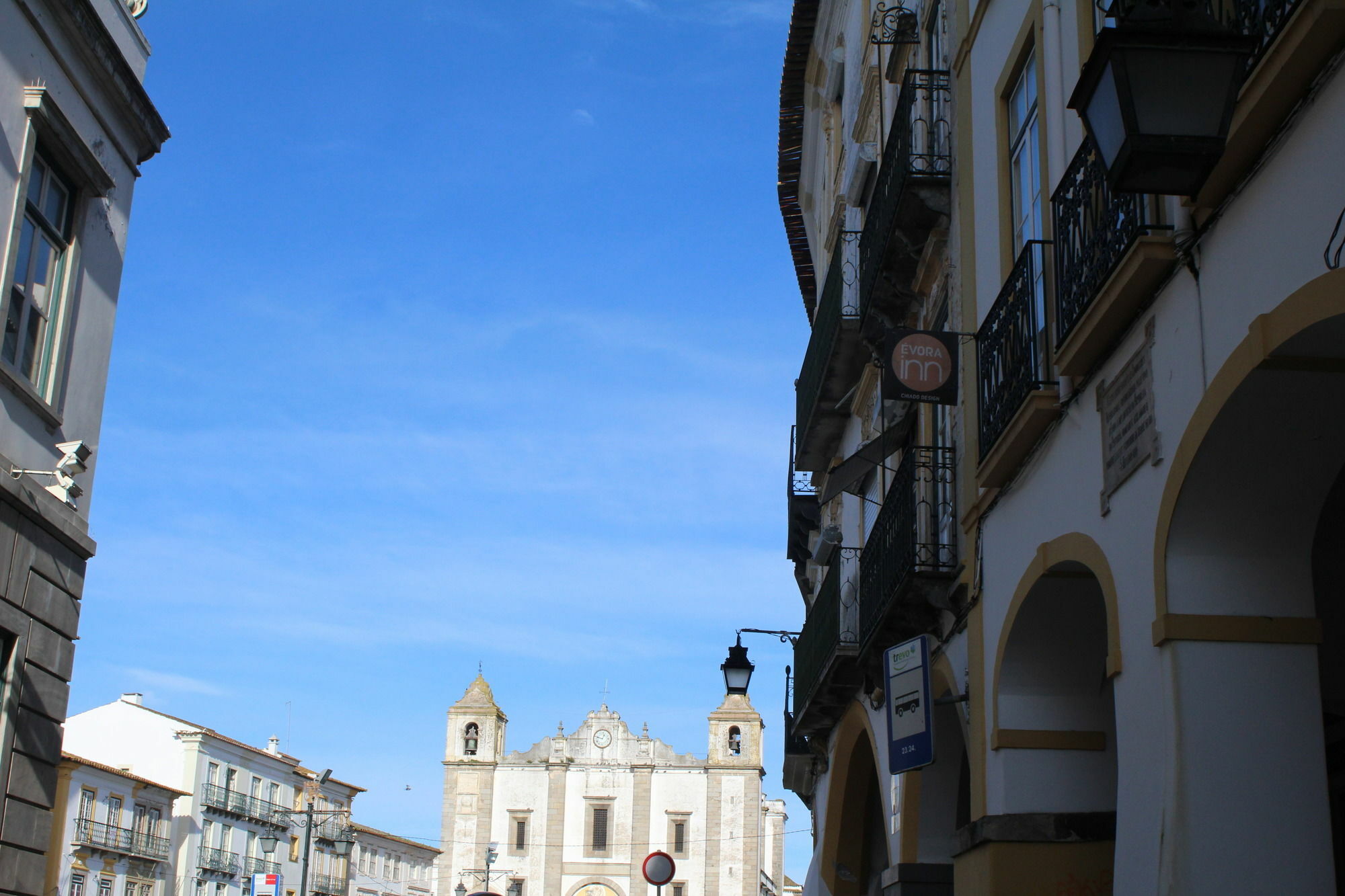 Pensjonat Evora Inn 4*